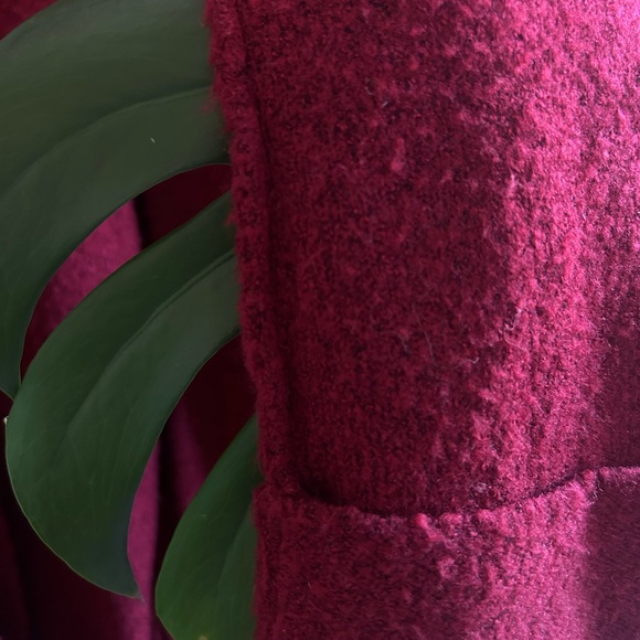 Red cardigan with pockets - Picture 2 of 3